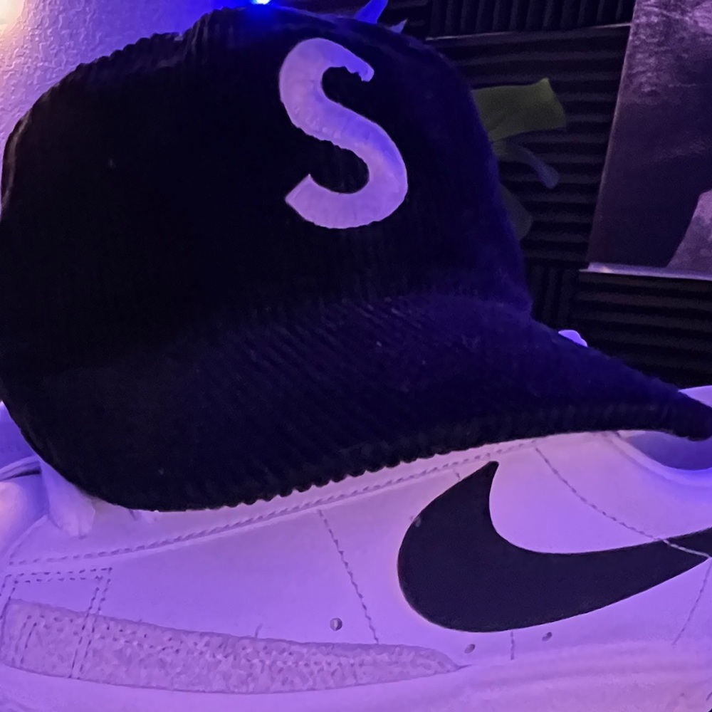 Meet your Posher, Reiley